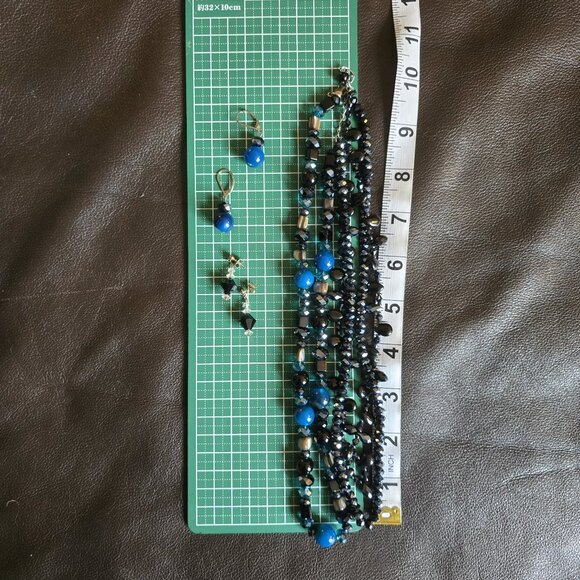 Vintage Premier Designs multi-strand beaded necklace and (2 pair) earrings SET - Picture 8 of 8